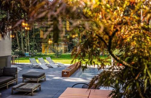 Mons Bed & Breakfast | Table et chambre particulière