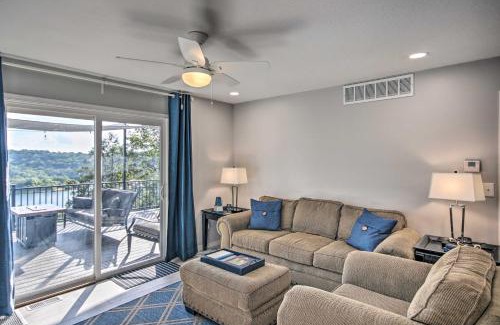 Emerald Beach House | Table Rock Lake Hideaway with Deck Bring Your Boat!