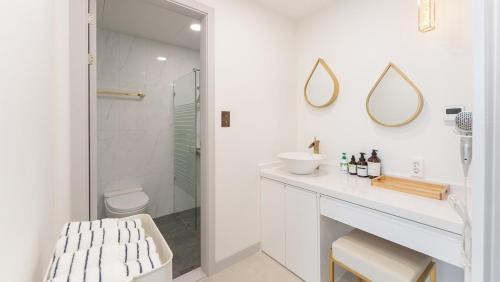 Paeksajang Villa | Taean Anmyeondo Momo's Sea Pool Villa New Construction