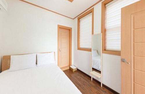 Taean House | Taean Batgae Ocean Pension