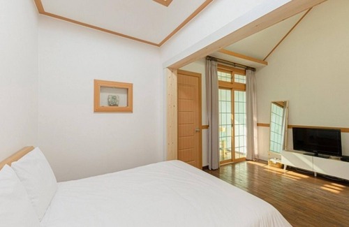 Taean House | Taean Batgae Ocean Pension