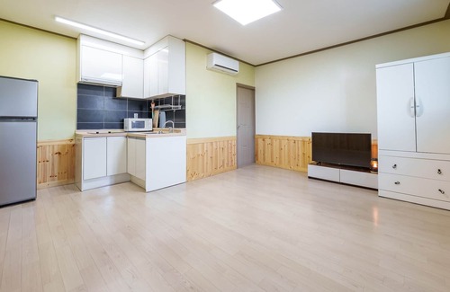 Olmegi House | Taean Jiyu Ne Pension