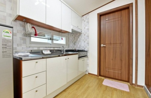 Nam House | Taean Mongsanpo Solmorae Pension