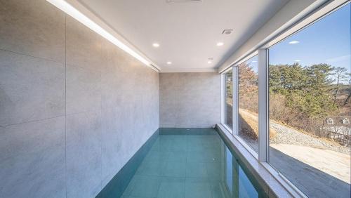 Taean House | Taean Oaten Pool Villa