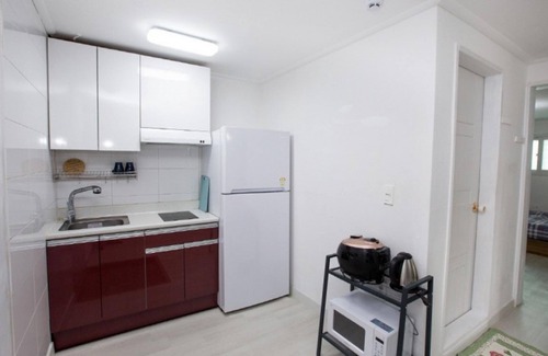 Mongdae House | Taean Sky and Sea Pension