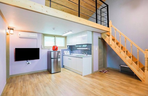 Taean House | Taean Solbat Pension