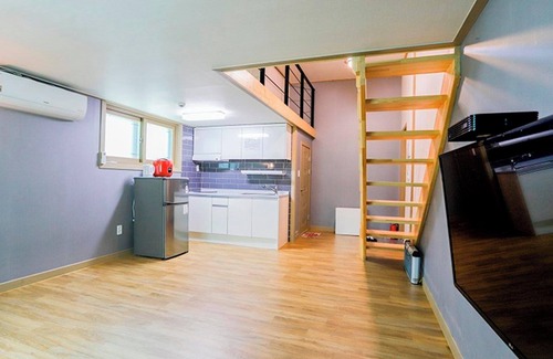 Taean House | Taean Solbat Pension