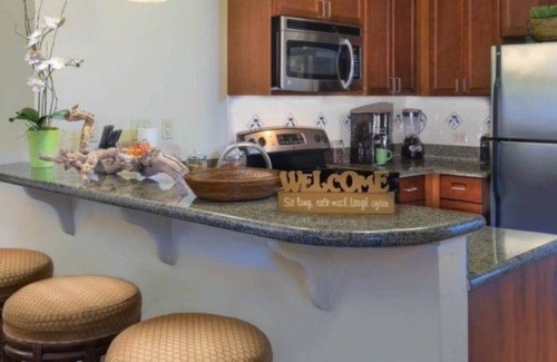 Las Vegas Condo | TAHITI VILLAGE HUGE 2 BEDROOM CONDO RESORT. SLEEPS 8