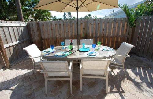Port Canaveral Apartment | Tahitian Cottage - Heated Pool Walk to the Beach