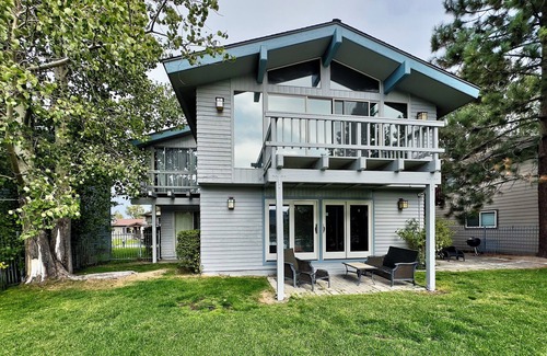 Tahoe Keys House | Tahoe Keys Landing: Rooftop Hot Tub, Boat Dock