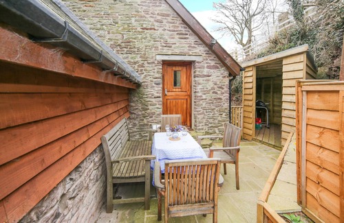 Westbrook Court House | Take a wonderful break at Bryn Bwthyn - perfect for families and groups.