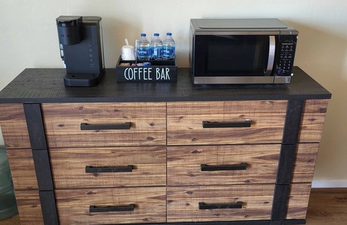 Monument Valley Cabin | Take in the red rock views right off Highway 163 in newly built off-grid cabins!