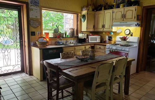 Beckwith Cottage | Take it easy at this unique and tranquil getaway