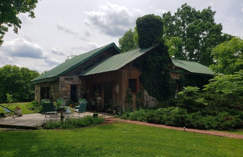 Beckwith Cottage | Take it easy at this unique and tranquil getaway