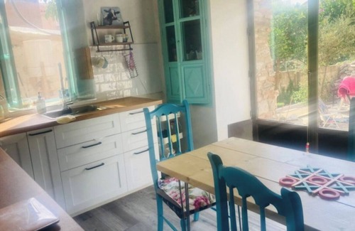 Murchas Cottage | Take it easy at this unique and tranquil getaway.