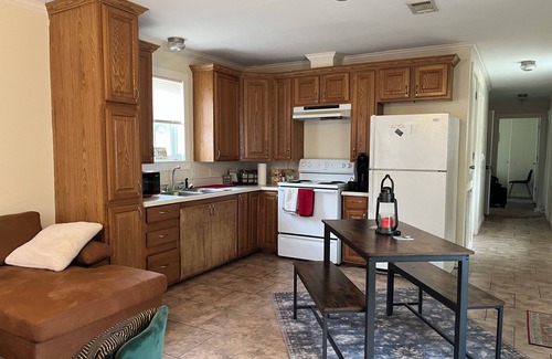 Lyon House | Take it easy in the heart of the Delta! Come visit us in the Home of the Blues!