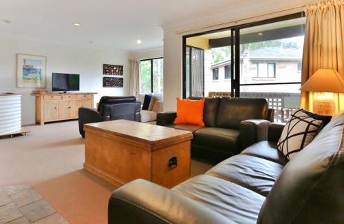 Hyams Beach House | Take Time at Hyams Beach