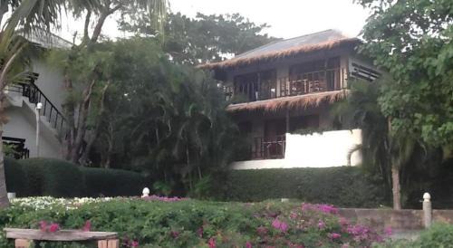 Ang Sila Resort | Tamarina Resort