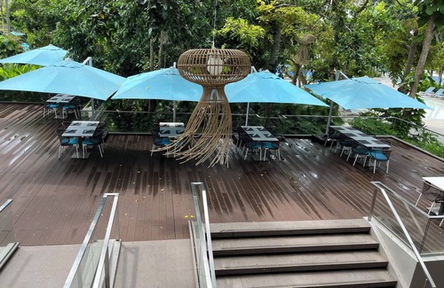 Lapu-Lapu Condo | Tambuli Seaside Living Resort & Spa