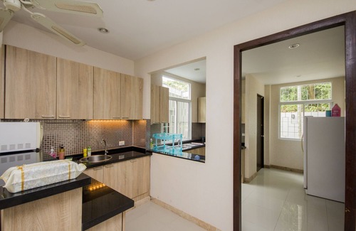 Na Chom Thian Villa | Tamnak Beach House