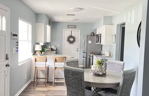 Tampa House | TAMPA ! 10min from de airport, 5 min James Stadium, 1 hour Disney 10 min Amelia