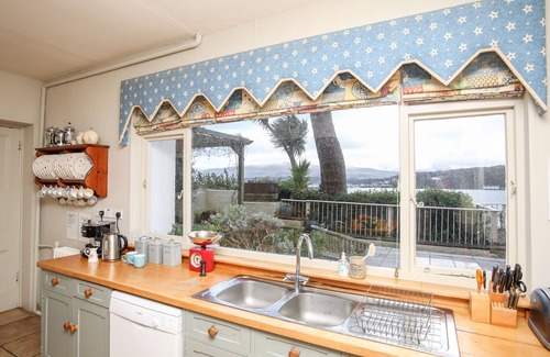 Menai Bridge Cottage | TAN Y COED, pet friendly, character holiday cottage in Menai Bridge