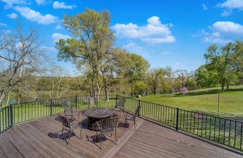 Bastrop House | Tarcoola Ranch | Riverfront Escape