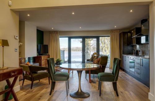 Wing House | Tarn End Cottage 8, Talkin Tarn, Brampton