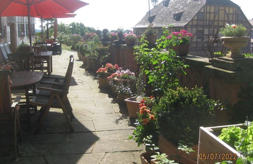 Rudigheim Apartment | Tasteful apartment in old manor house near Marburg