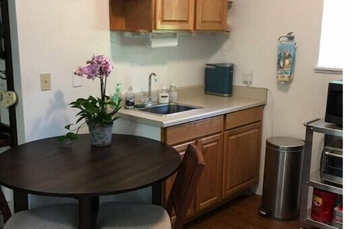 Hobart House | Taylor Creek Hideway