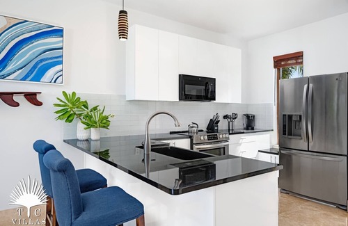 Providenciales House | TC Villas -Sea Edge Villa -Luxurious & Romantic Getaway