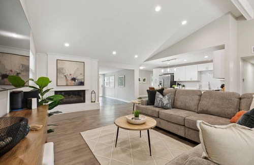 Northwest Dallas House | TCH -Comfy 4bd/2ba home in Dallas with Workspace