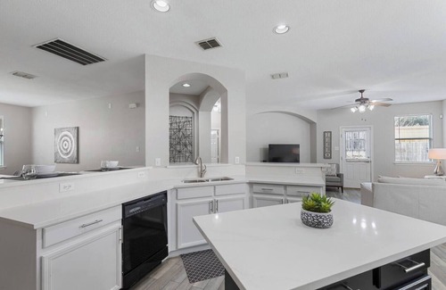 Little Elm House | TCH - Cozy 3bd/2ba in Little Elm with Workspace