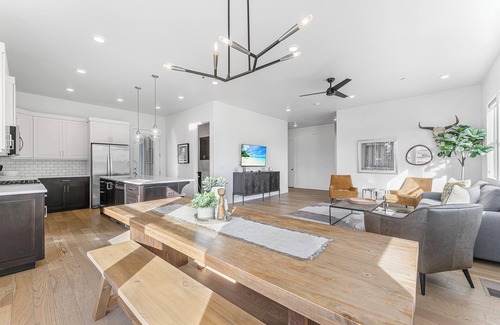 Bloomington Condo | Tee for Two at Bloomington Country Club: Reunion Property, Pool, Golf