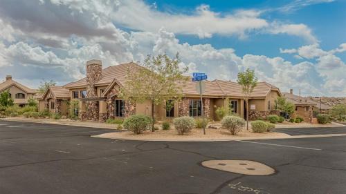 Washington House | Tee Time at Coral Ridge Resort