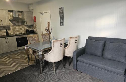 Telford Apartment | Telford Tranquility Apartment Flat 3 for 4 guests