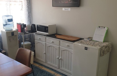Dalyellup Apartment | Telperio-4 people max.Pet-friendly and non-smoking.Near beach, lakes & playpark.