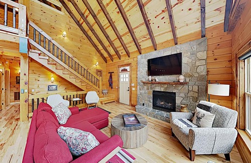 Maggie Valley House | Tenderfoot Lodge