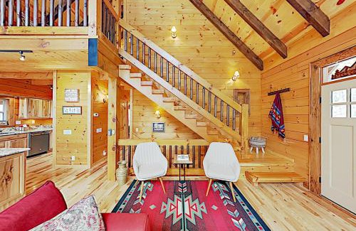 Maggie Valley House | Tenderfoot Lodge