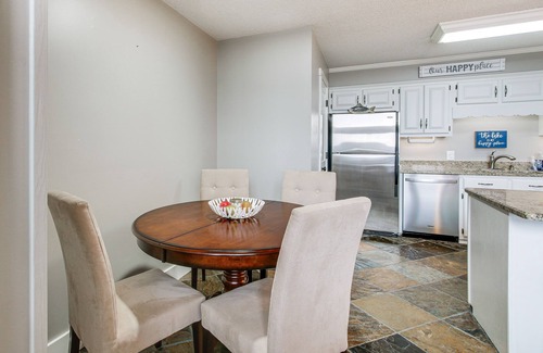 Counce House | Tennessee River Vacation Rental w/Deck + View!