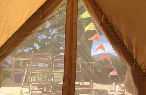 Ennetmoos House | Tent holidays Into the Wäid "Tent under the ash tree"