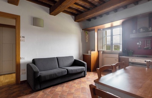 Monteluiano Apartment | Tenuta Borgo San Michele