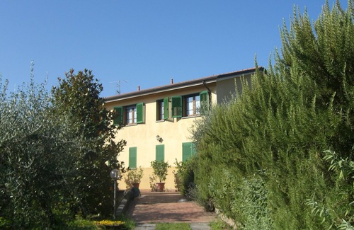 Massarosa Apartment | Tenuta Colsereno MAGNOLIA, Relax in hilly Villa looking to the sea 6 km far