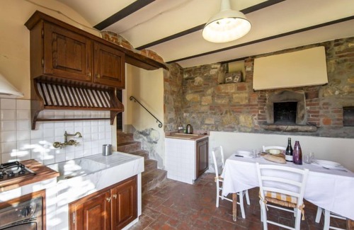 Lucignano House | Tenuta Farneta by Interhome
