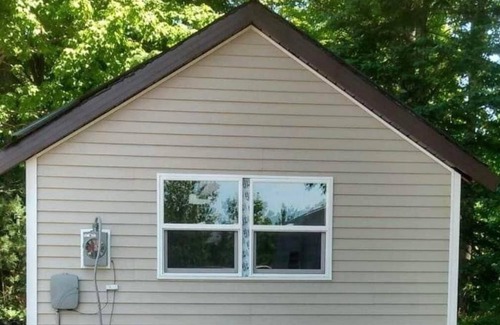 Pelkie Cabin | Tequila Sunrise