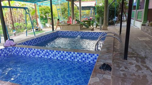 Pasir Puteh House | Teratak Cikgu Roomstay