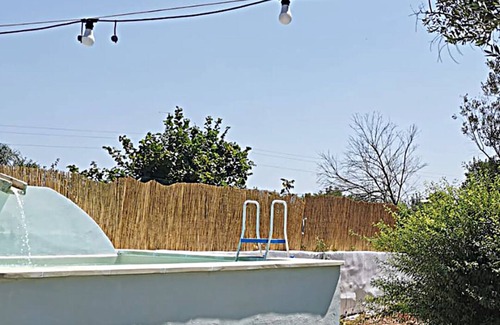 Manfio House | TERRA ROSSA COUNTRY COTTAGE 4 PLACES WITH POOL IDROM YES PETS