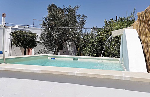 Manfio House | TERRA ROSSA COUNTRY COTTAGE 4 PLACES WITH POOL IDROM YES PETS