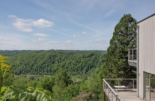 Rochehaut House | Terra Zen