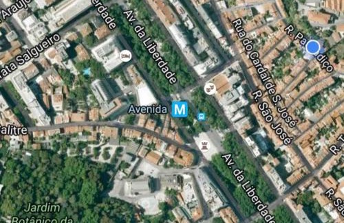 Lisbon Old Town Apartment | Terrace & Sunny - City Center, Quiet & Pratical